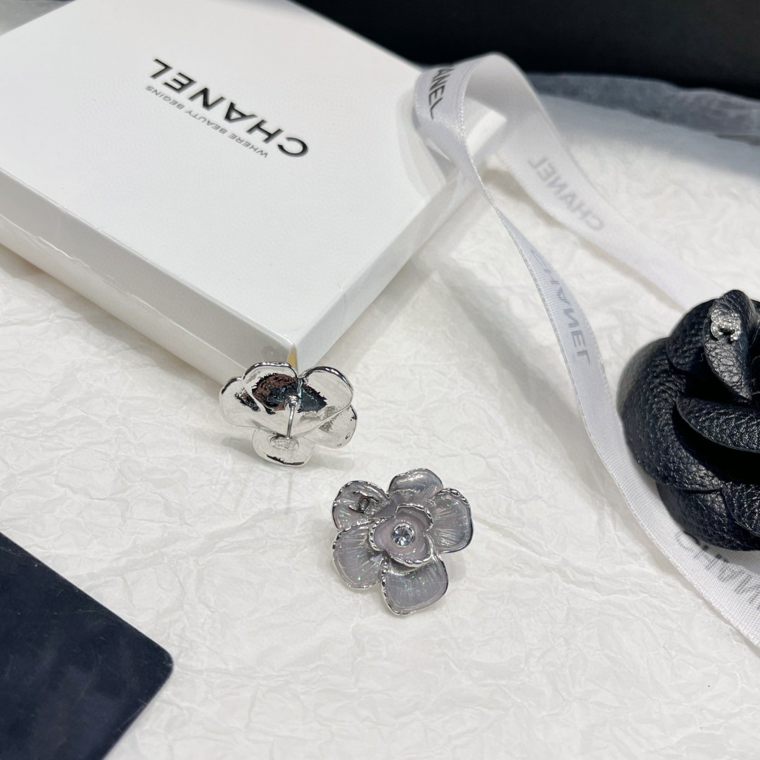 [TOP] CHANEL Earrings - Light Purple