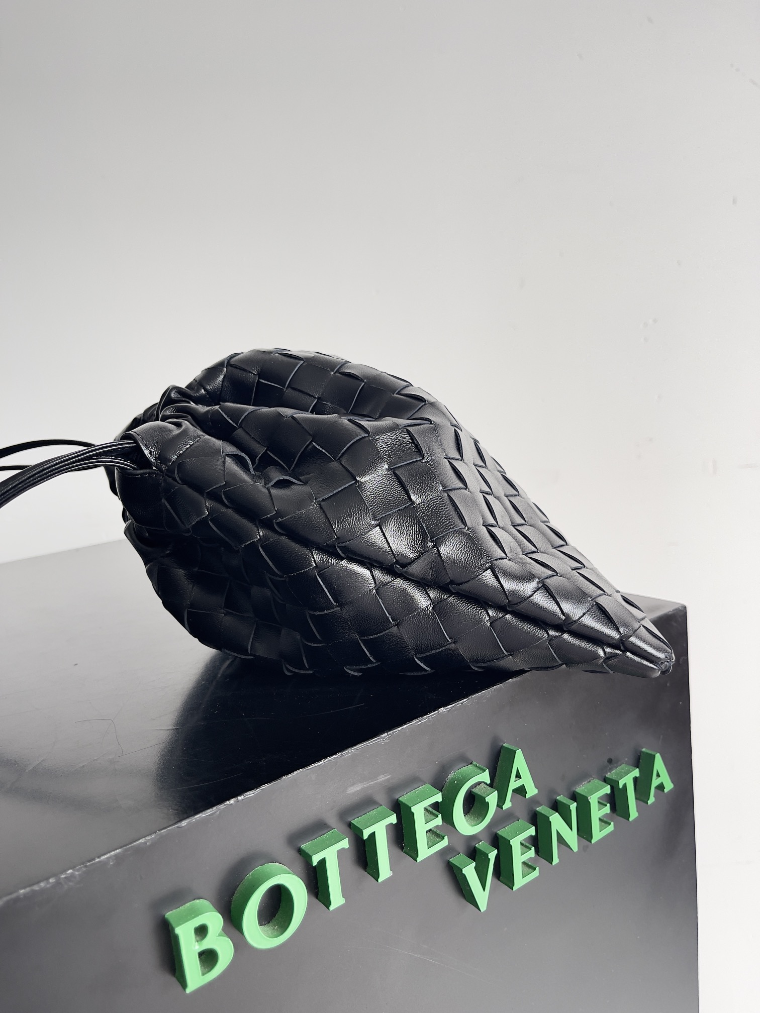 [TOP] Bottega Veneta BV Dustbag 32x23x1cm - Black