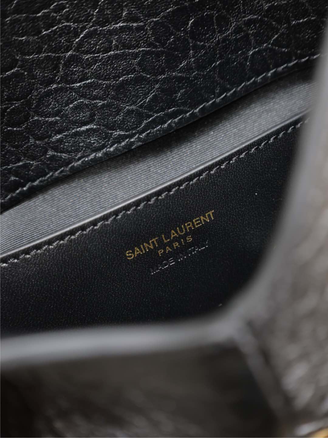 [TOP] Yves Saint Laurent YSL Cassandra Mini Wallet on Chain in Grained Leather 19x12x3cm - Black&GHW