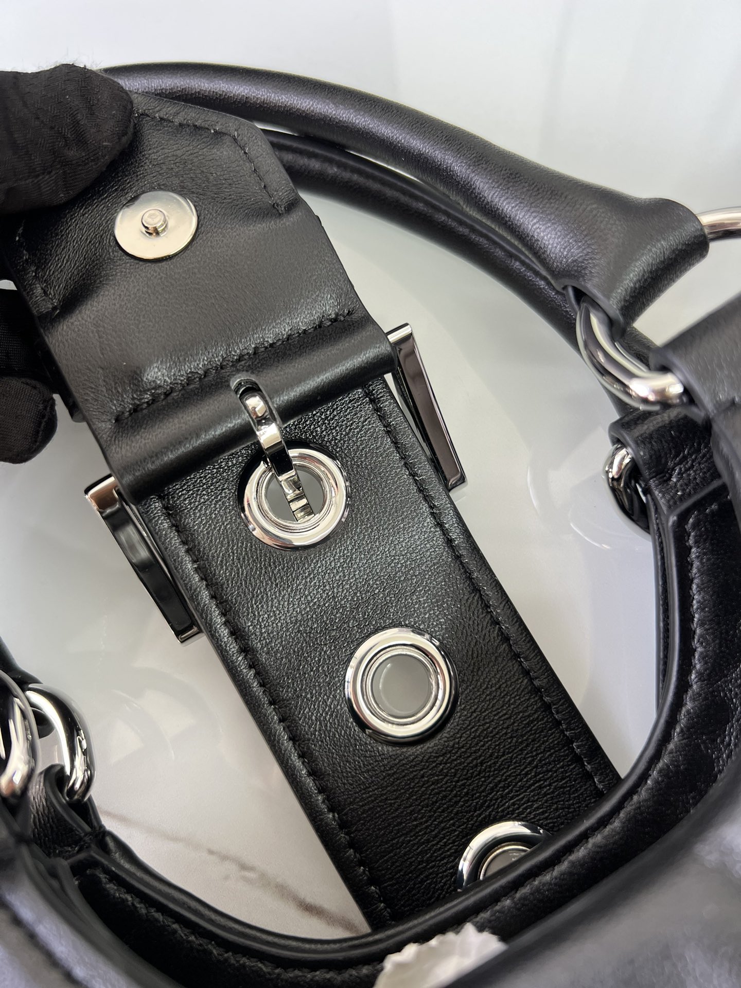 [TOP] PRADA Moon Bag Sheepskin 22.5x16x7.5cm - Black