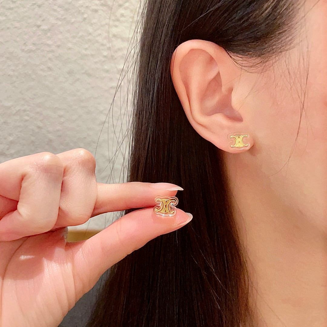[TOP] CELINE Earrings- Gold