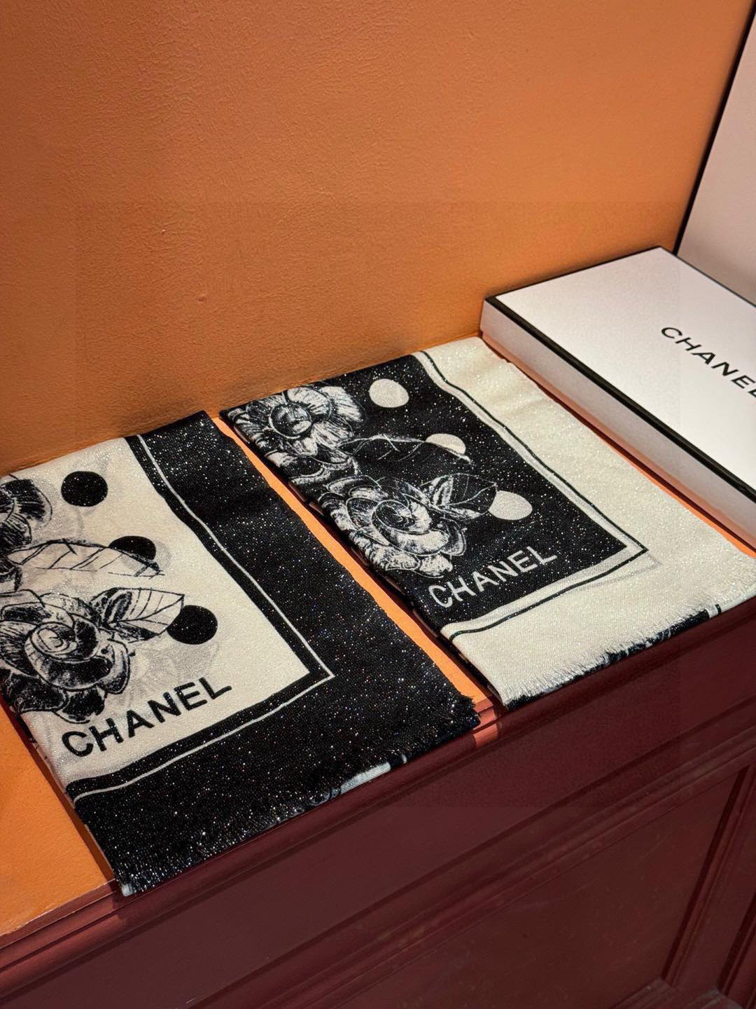 [TOP] CHANEL CC Scarf 100x200cm - 2 Color