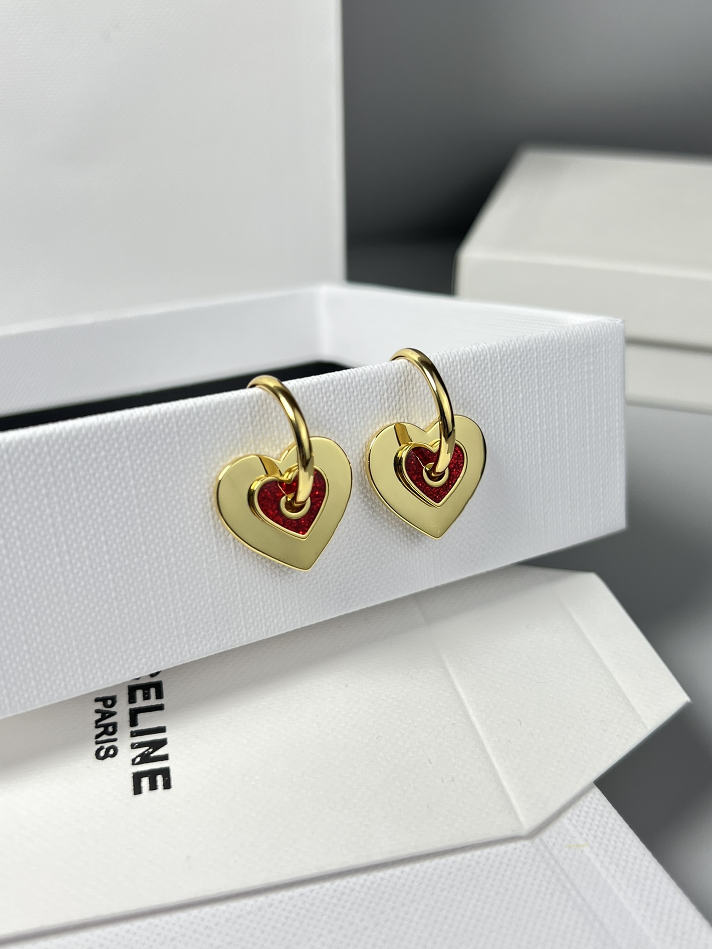 [TOP] CELINE Earrings- Gold