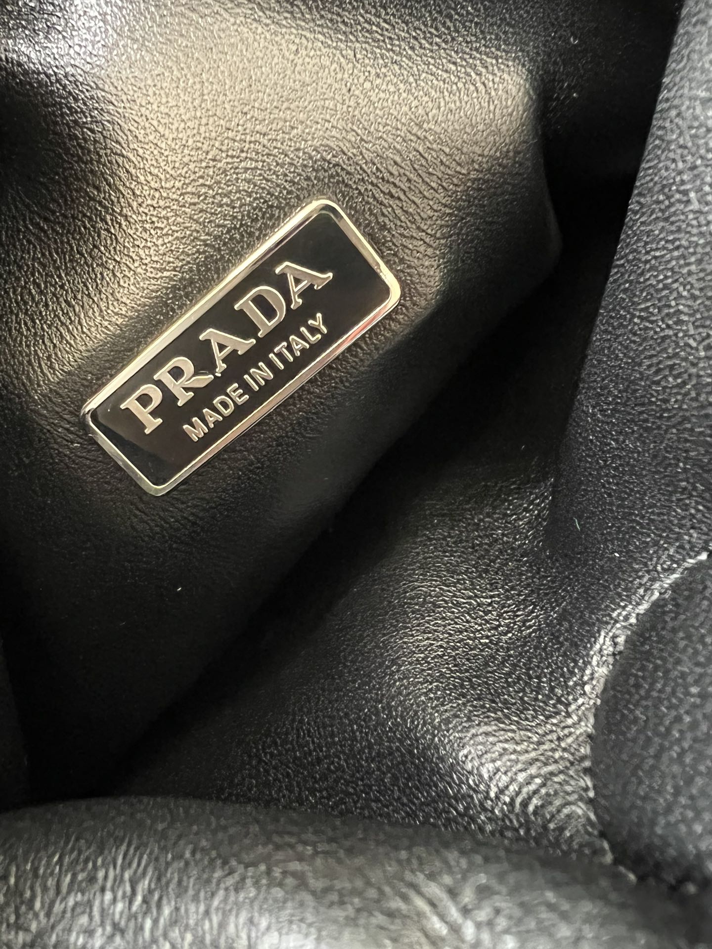 [TOP] PRADA Vegetable Basket Bag Sheepskin 18x15.5x10cm - Black