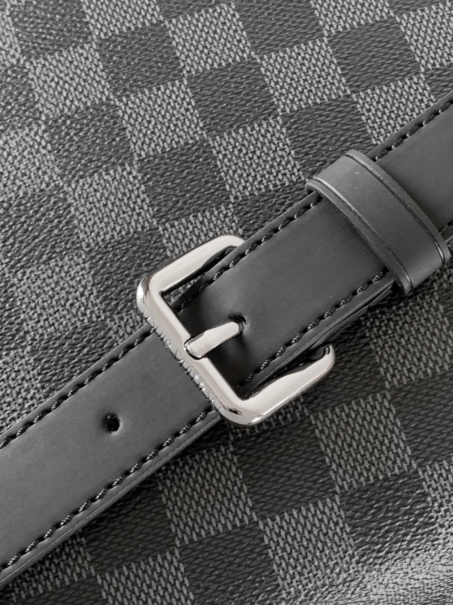 [TOP] Louis Vuitton LV Porte-Documents Jour Bag 37.0x28.0x6.0cm - Black