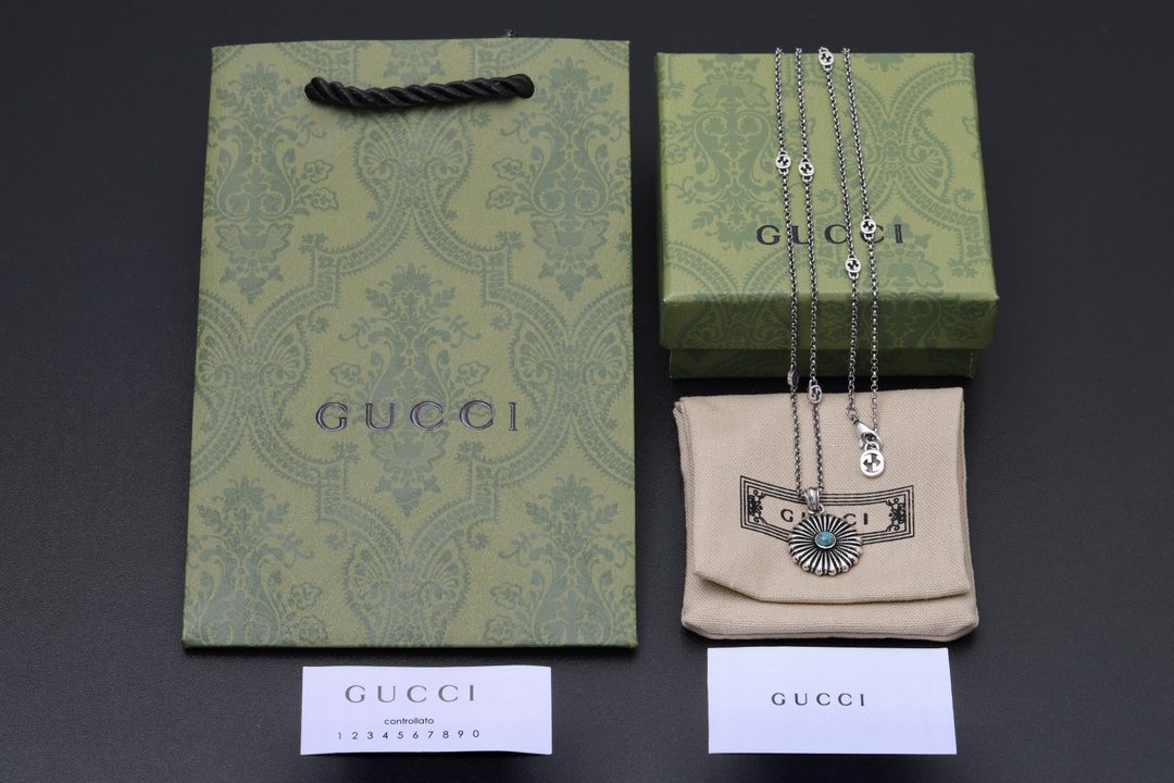 [TOP] GUCCI  Necklace - Sliver