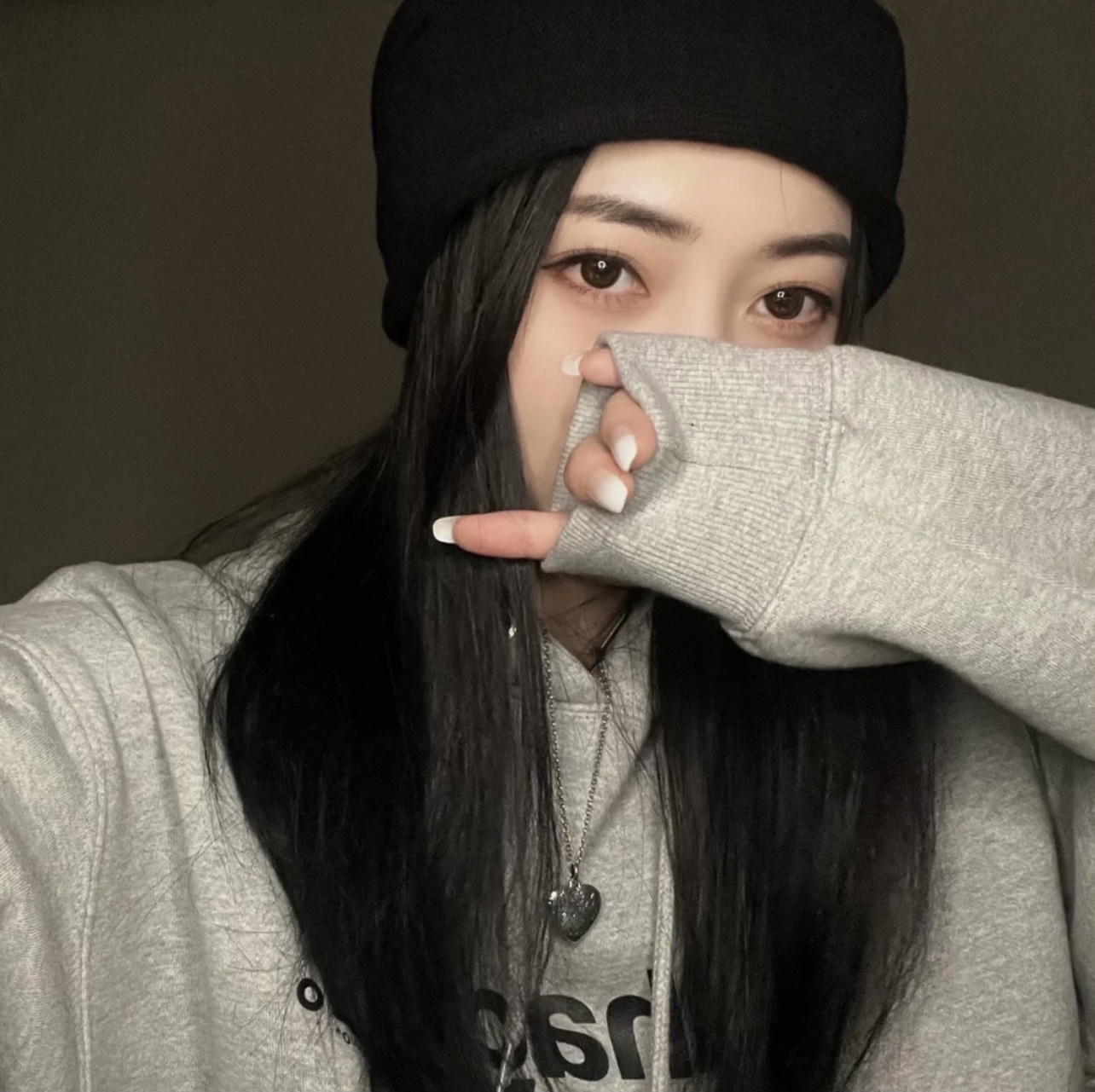 [TOP] GUCCI Heart Necklace - Sliver