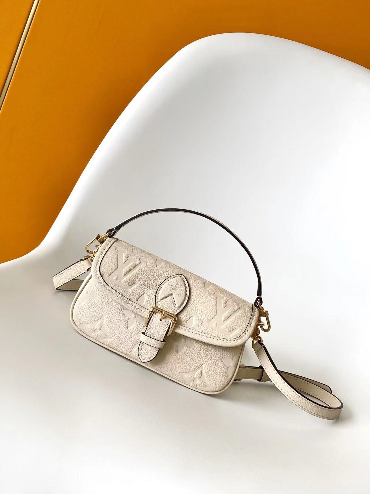 [TOP] Louis Vuitton LV Diane Bag Monogram Empreinte Leather Nano 19 x 10.5 x 6 cm - 5 Color