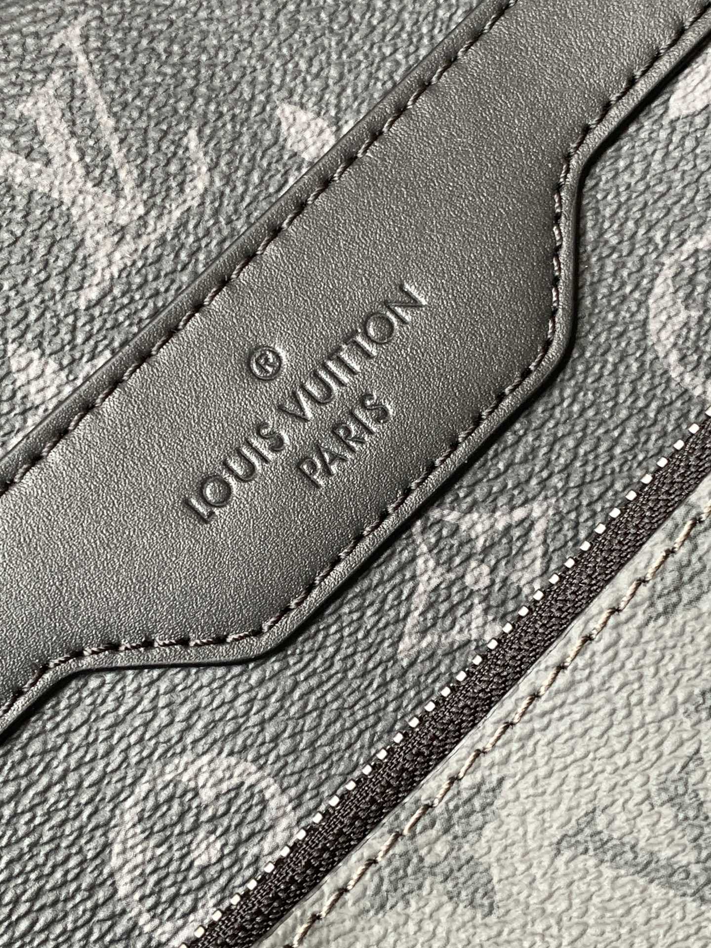 [TOP] Louis Vuitton LV Trio Messenger Bag 25x18.5x7cm - Black