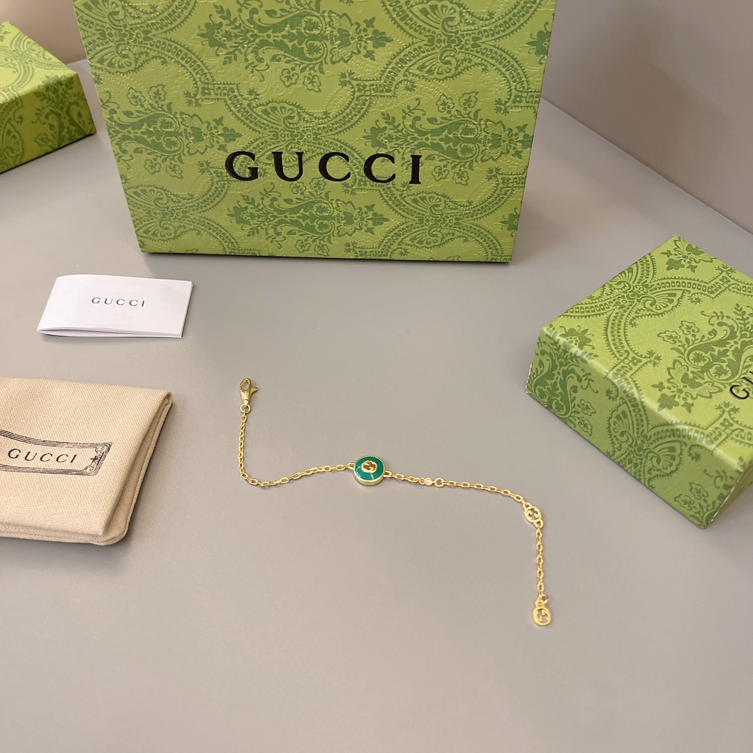 [TOP] GUCCI Interlocking Bracelet - Gold