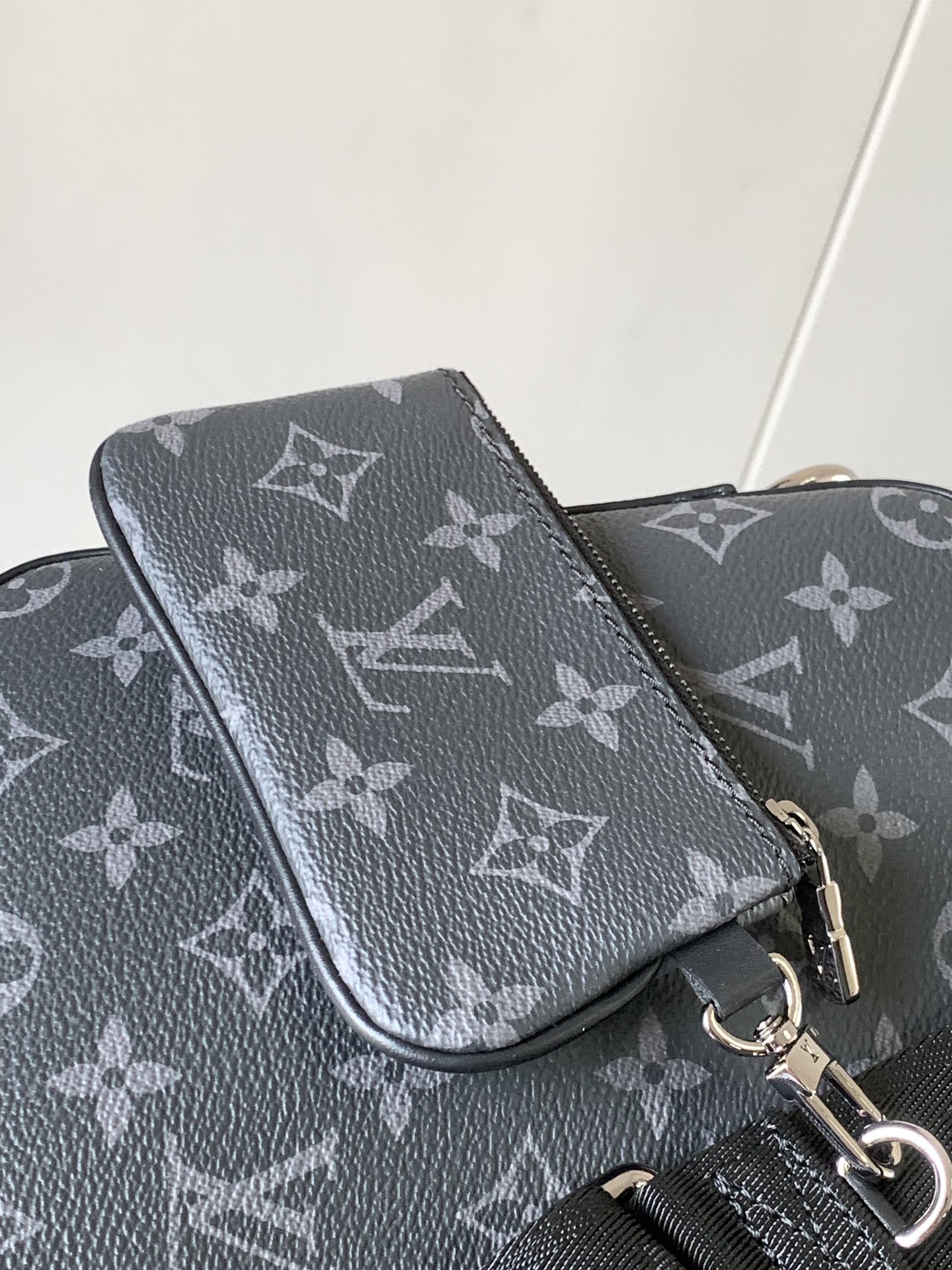 [TOP] Louis Vuitton LV Trio Messenger Bag 25x18.5x7cm - Black