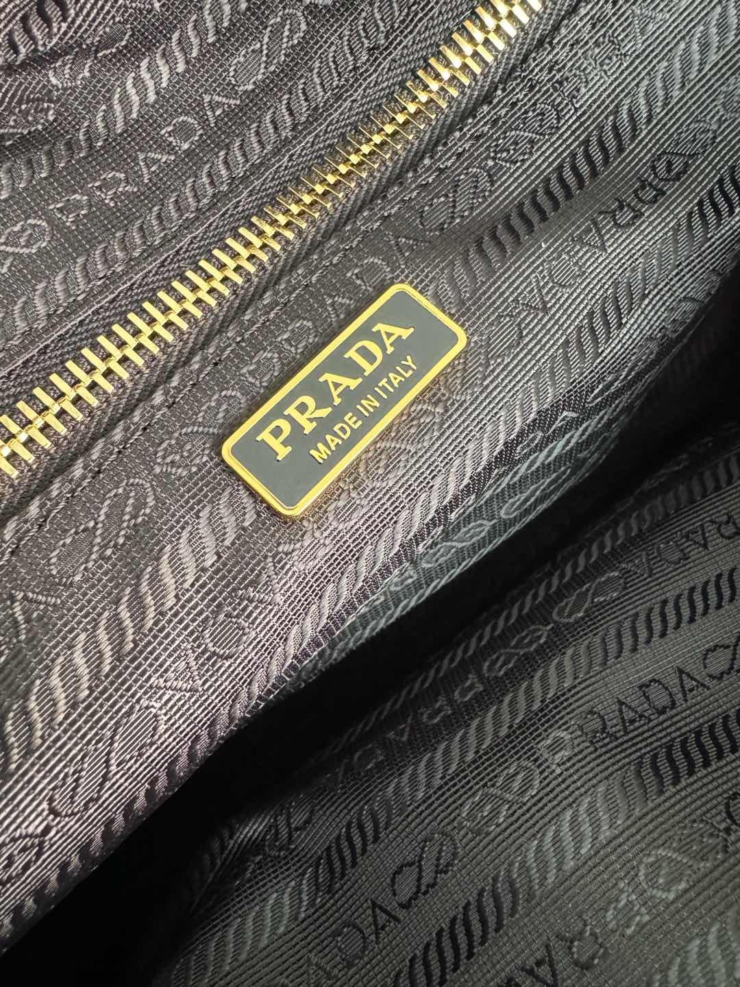 [Top] PRADA Handbag Re-Nylon 29x12.5x10cm - Black