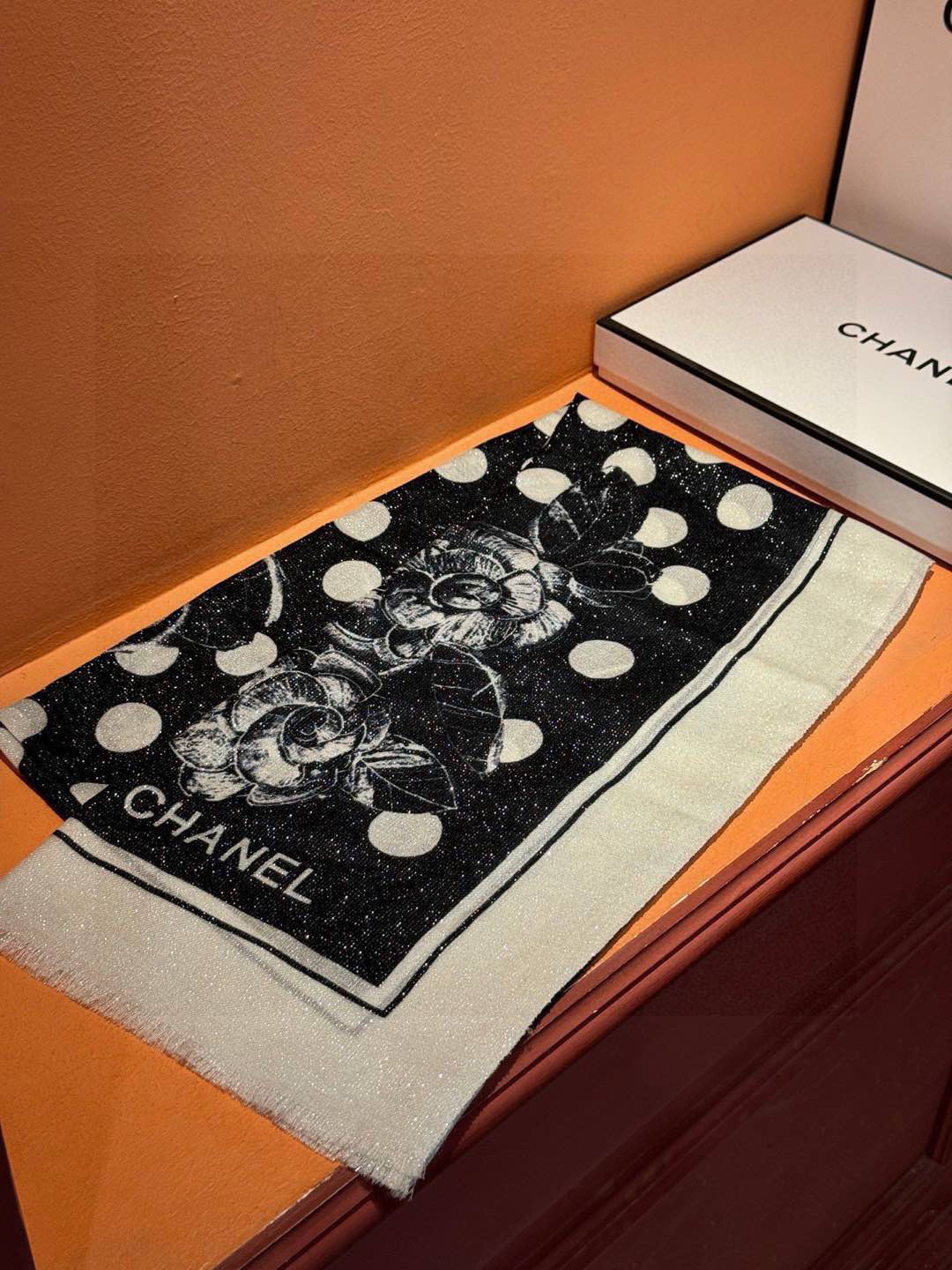[TOP] CHANEL CC Scarf 100x200cm - 2 Color