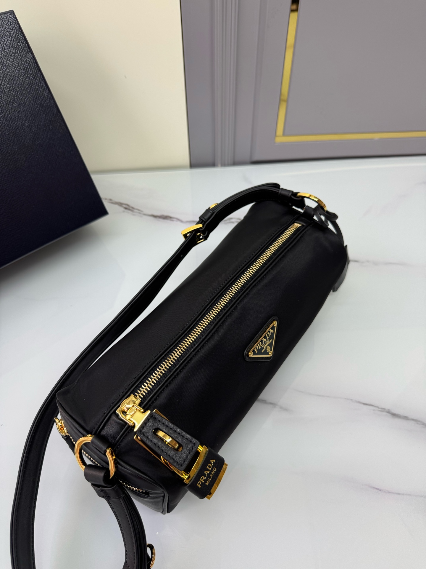 [Top] PRADA Tessuto Locker Bag Re-Nylon 27x12x10.5cm - Black