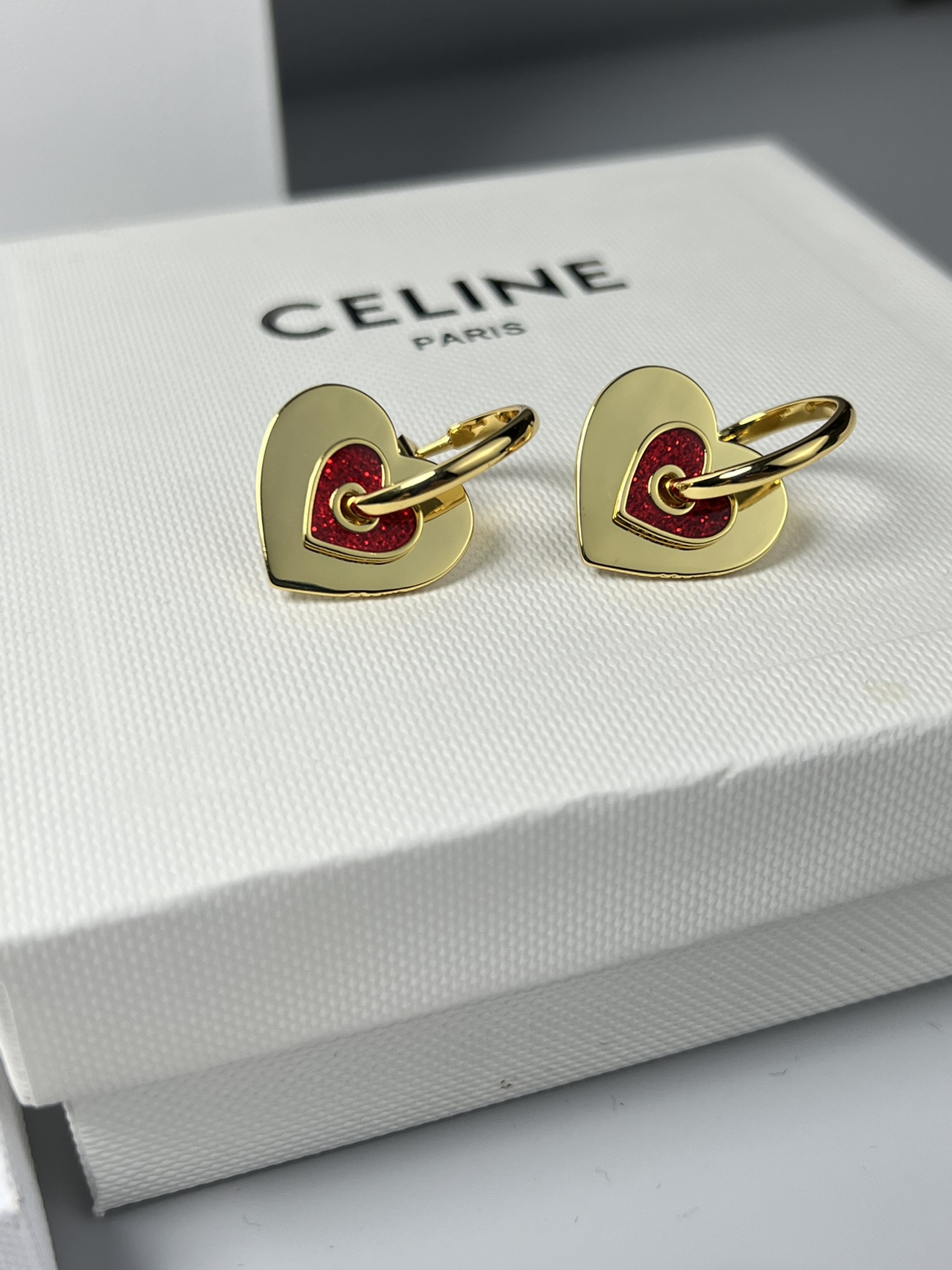 [TOP] CELINE Earrings- Gold