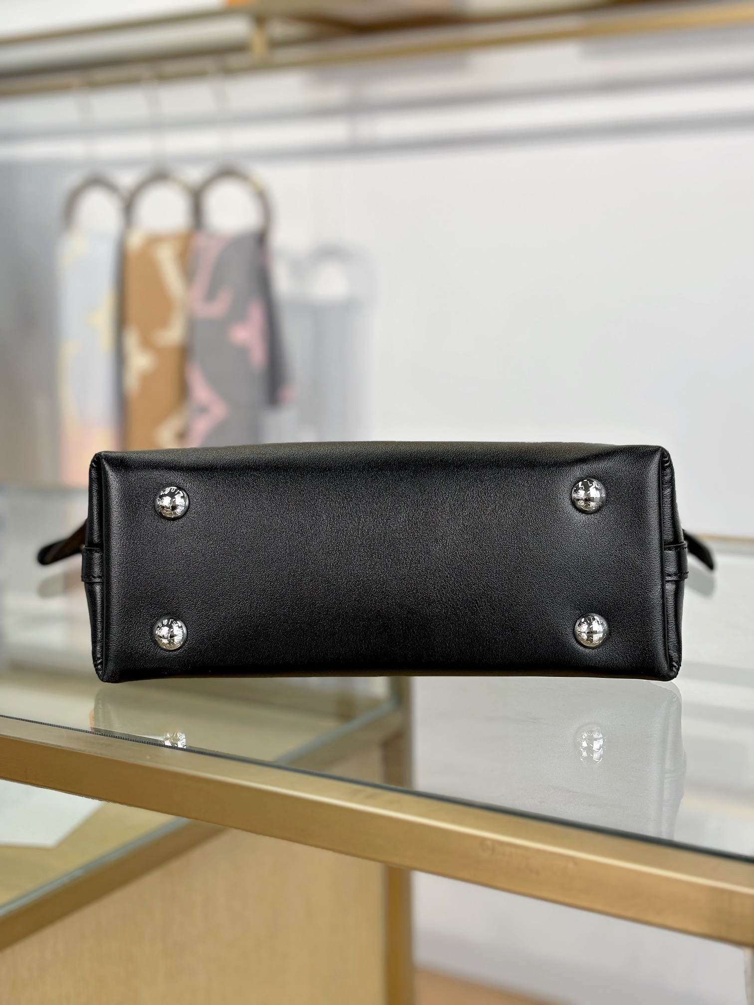 [TOP] Louis Vuitton LV Carryall Bag BB 26x17x10cm - Black&SHW