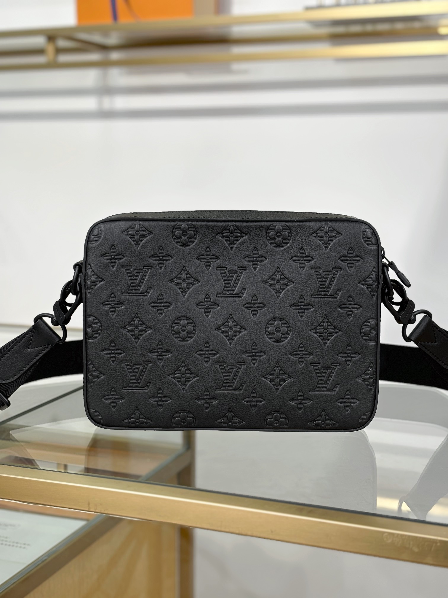 [TOP] Louis Vuitton LV Trio Messenger Bag 25x18.5x7cm - Black
