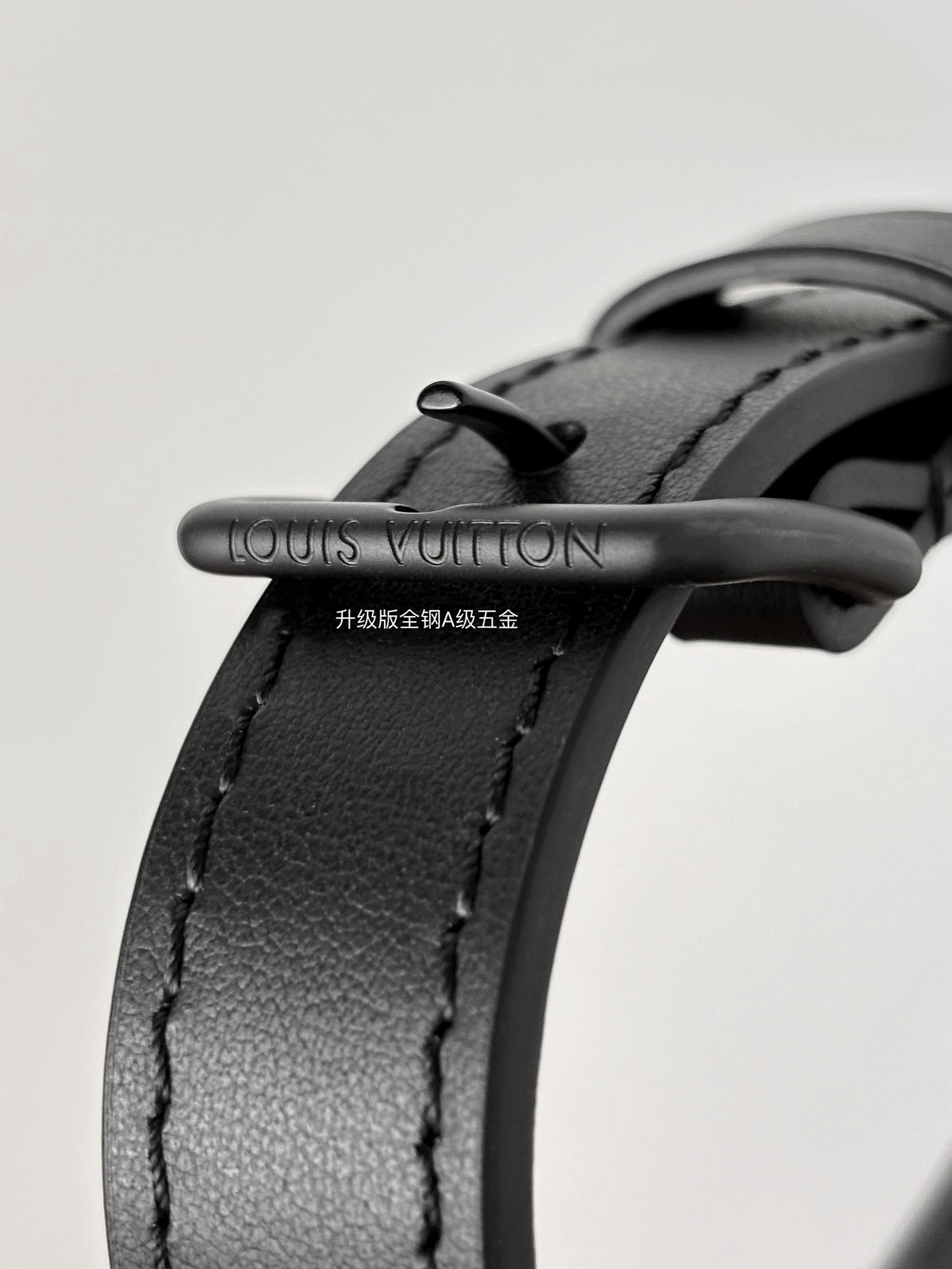 [TOP] Louis Vuitton LV Pulse Monogram Bag Mini 22x16x5cm - Black/Gray