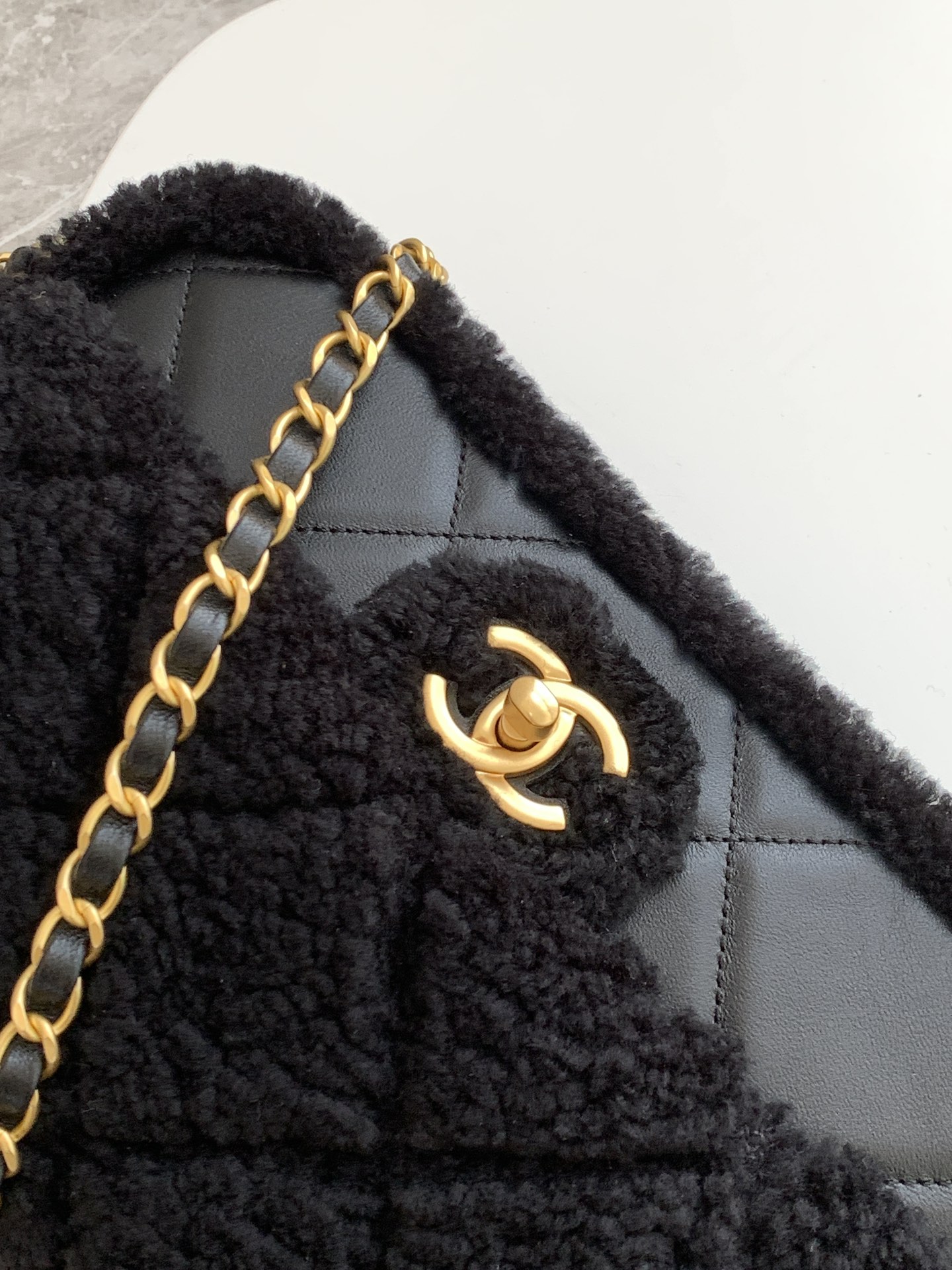 [TOP] CHANEL Flap Bag Lamb Wool Bag 16*23.5*7.5cm - 3 Colour