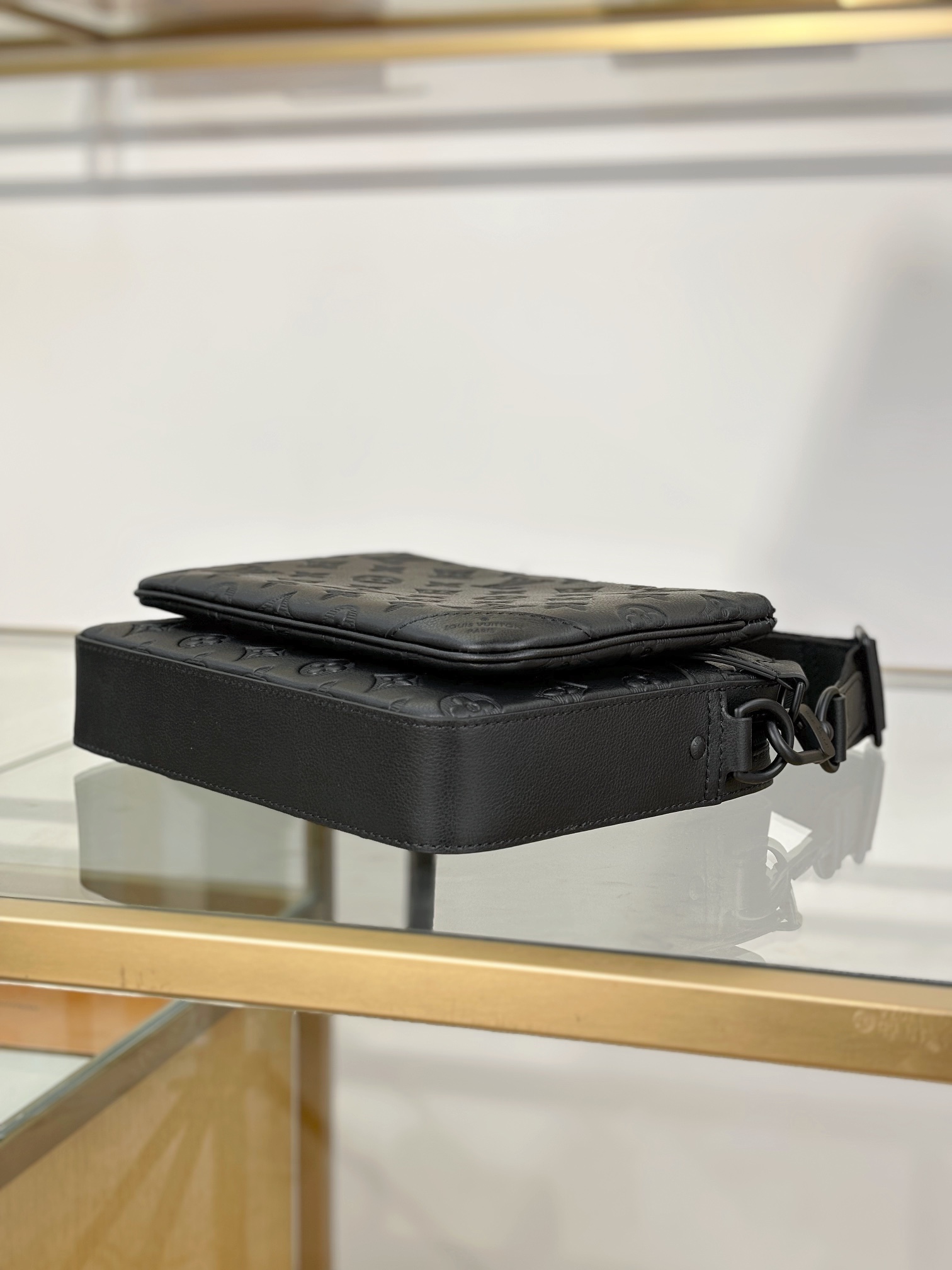 [TOP] Louis Vuitton LV Trio Messenger Bag 25x18.5x7cm - Black