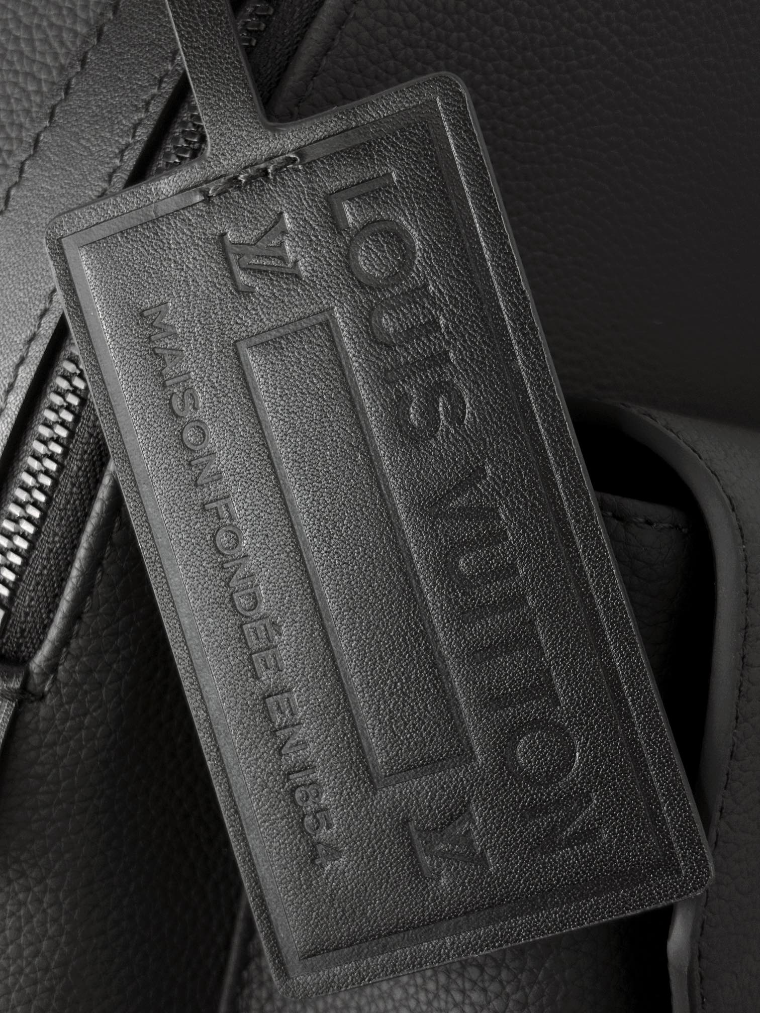 [TOP] Louis Vuitton LV Takeoff Bag 43x30x14cm - Black