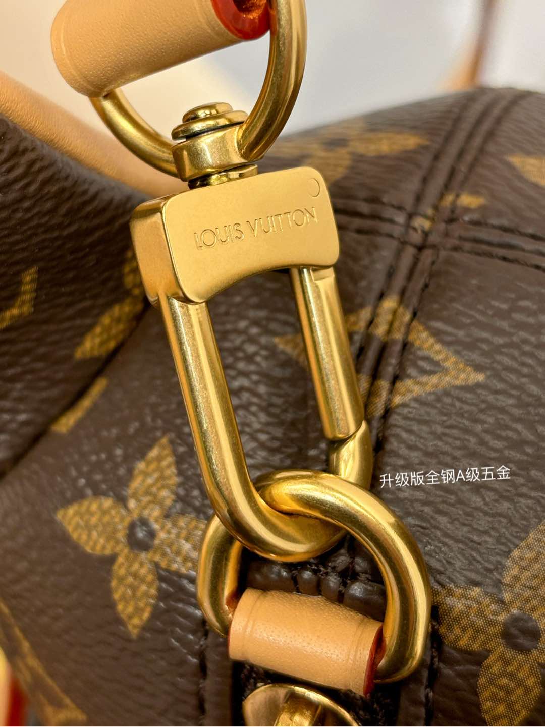 [TOP] Louis Vuitton LV Pooch Bag 28x19x18cm - Monogram