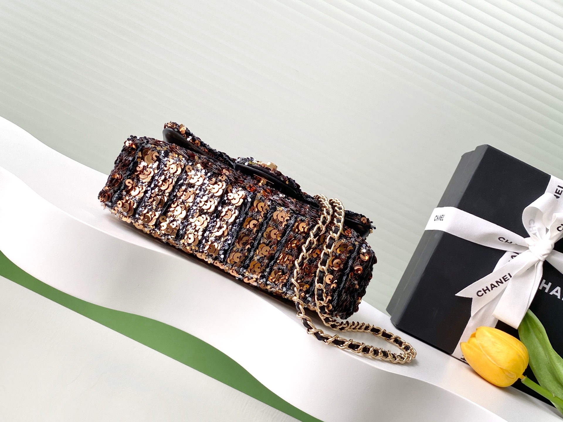 [TOP] CHANEL 25C Sequin Flab Bags 14*21*8cm - Black&Gold
