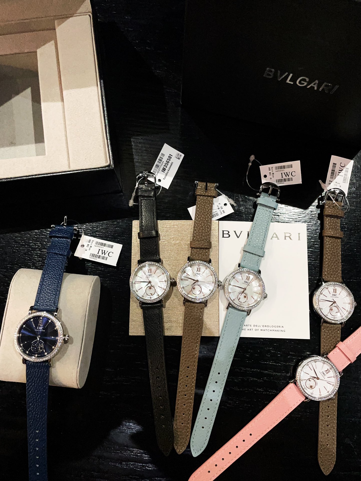 [TOP] IWC 34mm Watch with Diamonds - 6 Colors