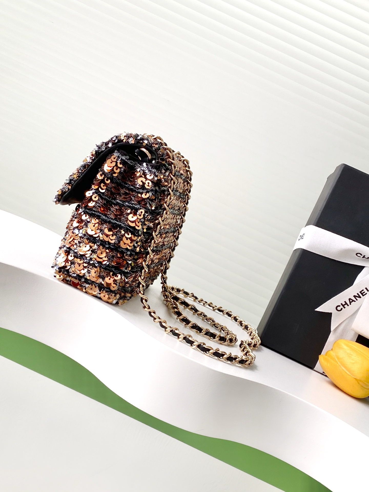 [TOP] CHANEL 25C Sequin Flab Bags 14*21*8cm - Black&Gold
