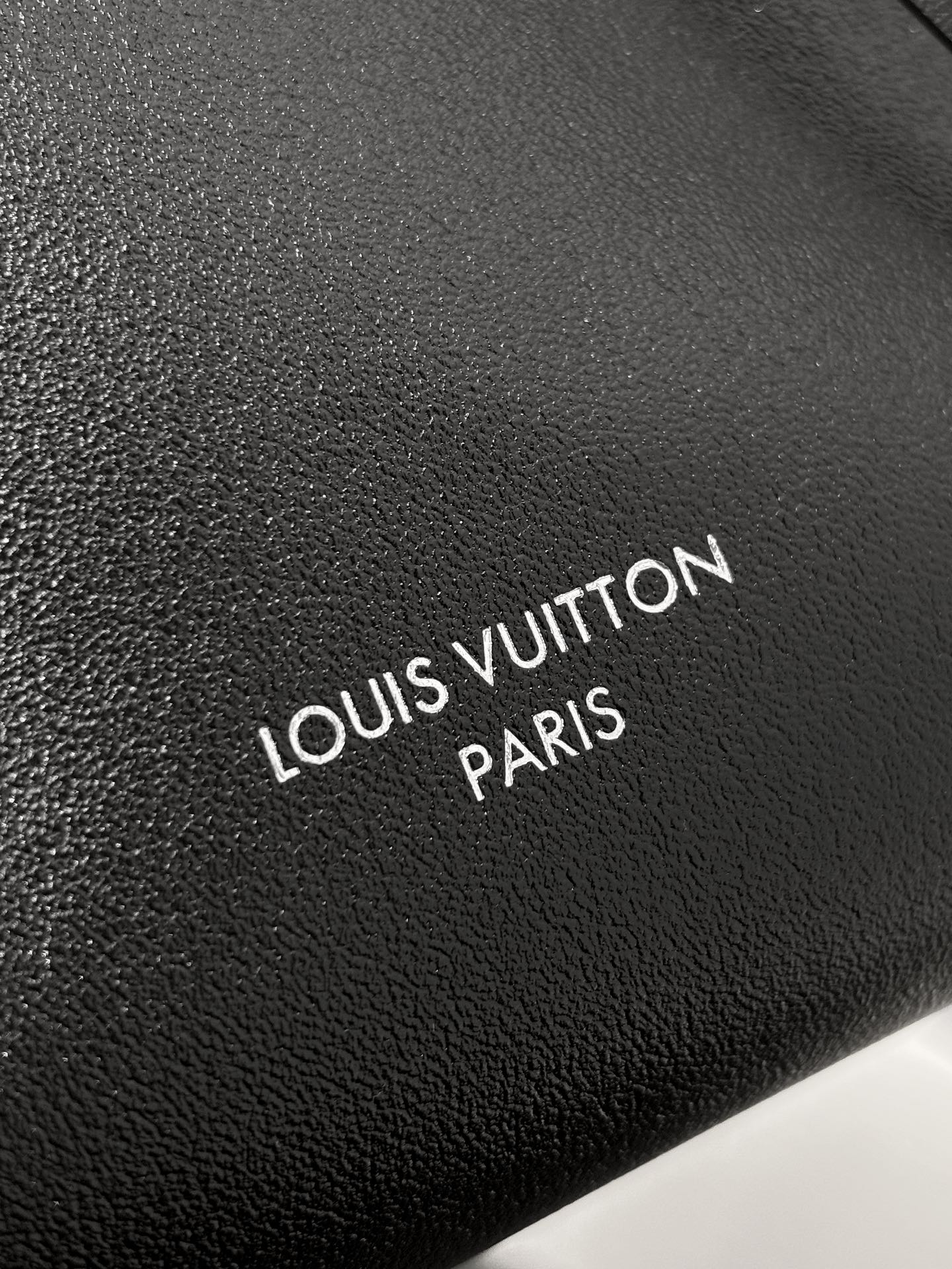 [TOP] Louis Vuitton LV Carryall Bag BB 26x17x10cm - Black&SHW
