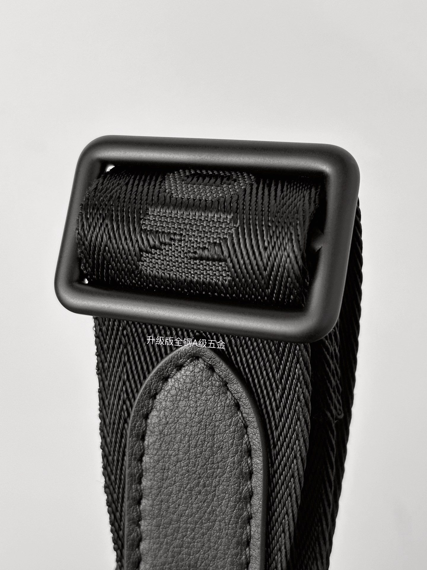 [TOP] Louis Vuitton LV Trio Messenger Bag 25x18.5x7cm - Black