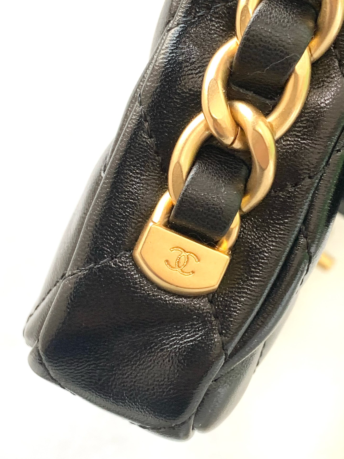 [TOP] CHANEL 24A Baguette Holding Bag 38*18*4cm - Black