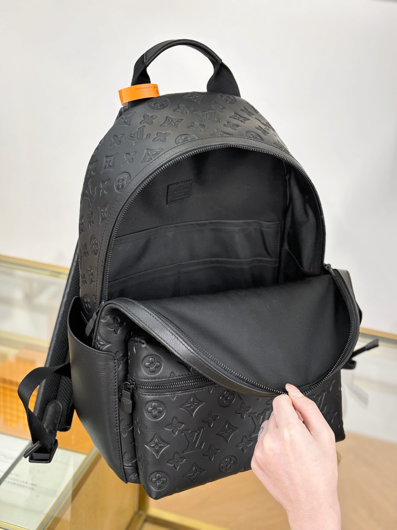 [TOP] Louis Vuitton LV Discovery Bag 38x29x20cm - Black