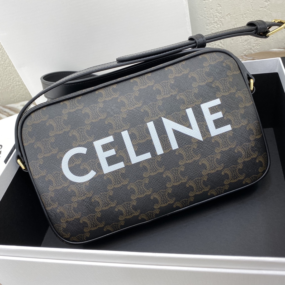 [TOP] CELINE TRIOMPHE Bag 23 X 15 X 5CM - Brown