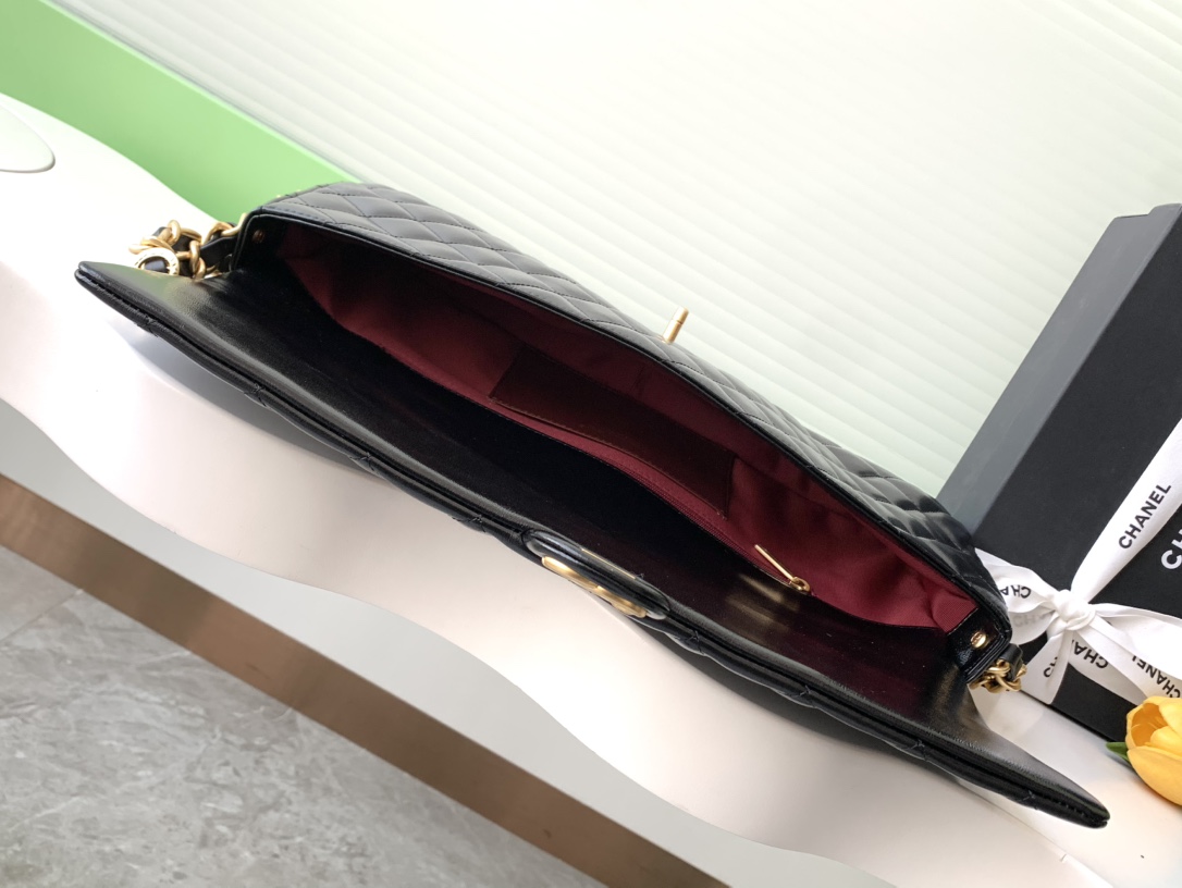 [TOP] CHANEL 24A Baguette Holding Bag 38*18*4cm - Black