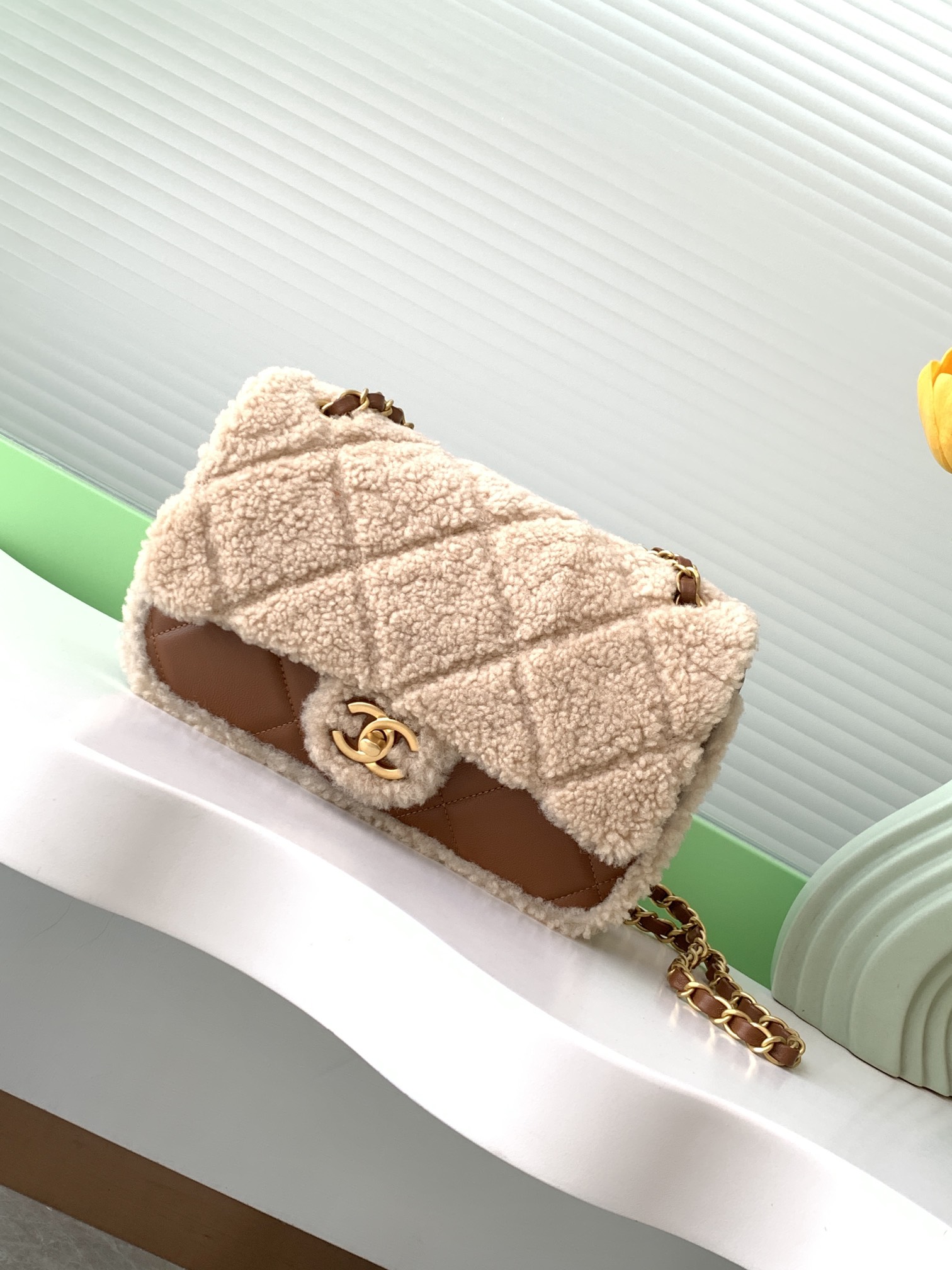 [TOP] CHANEL Flap Bag Lamb Wool Bag 16*23.5*7.5cm - 3 Colour