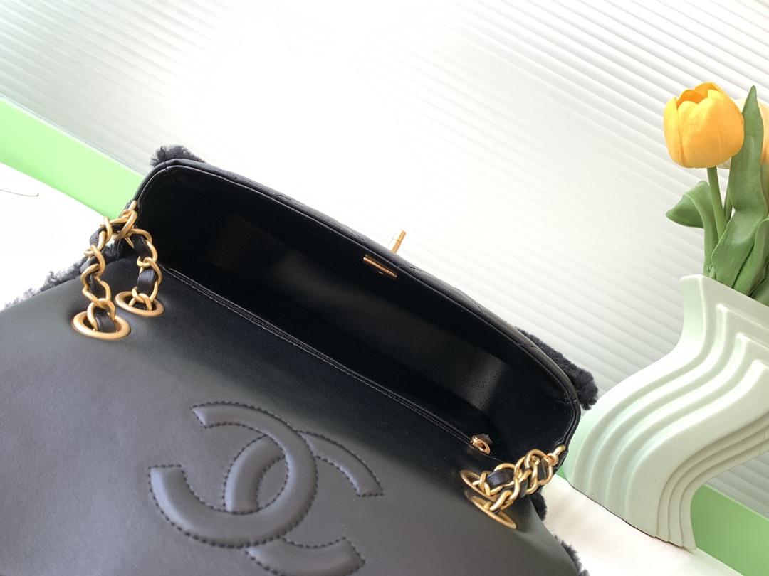 [TOP] CHANEL Flap Bag Lamb Wool Bag 16*23.5*7.5cm - 3 Colour