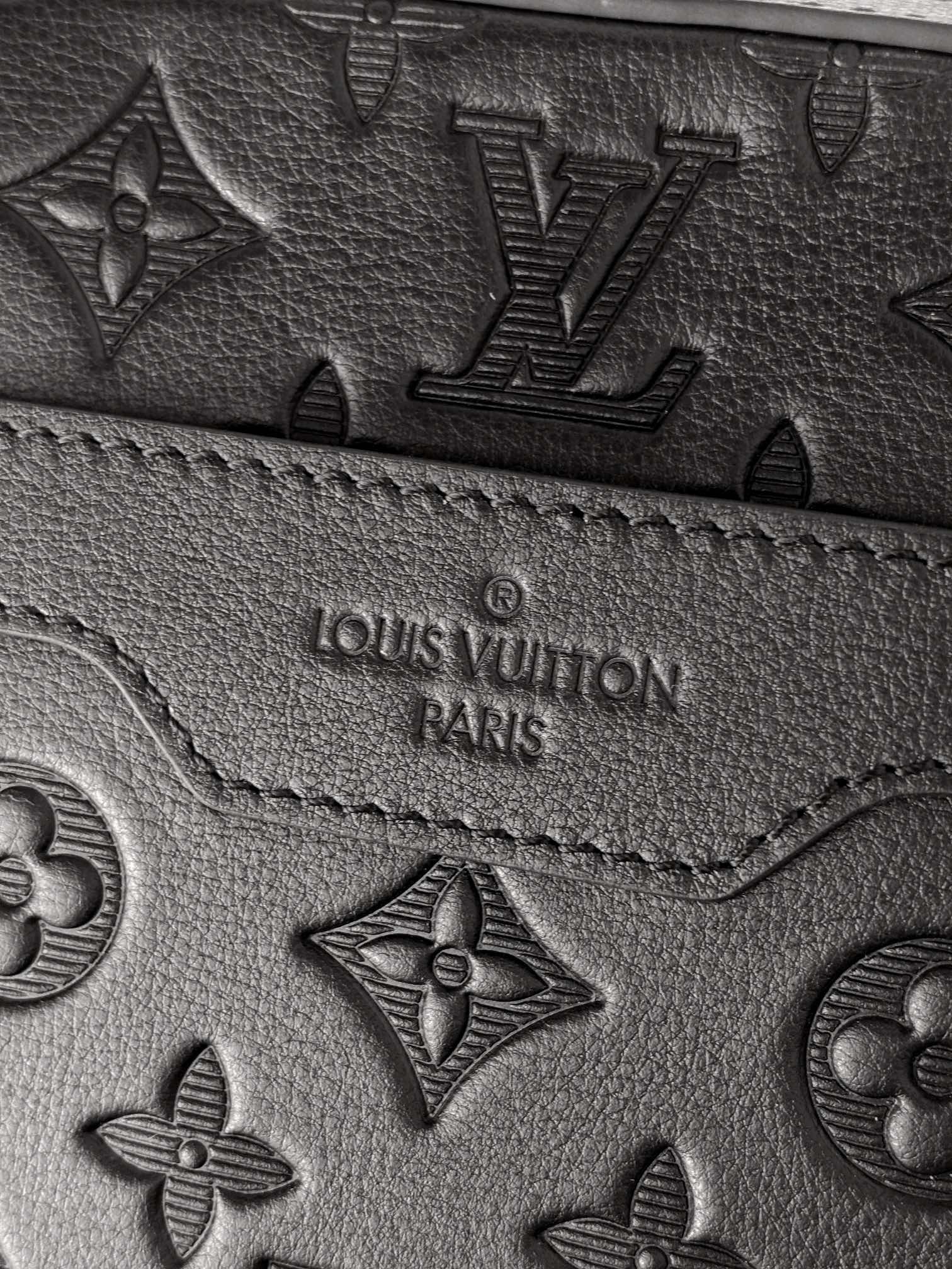 [TOP] Louis Vuitton LV Trio Messenger Bag 25x18.5x7cm - Black