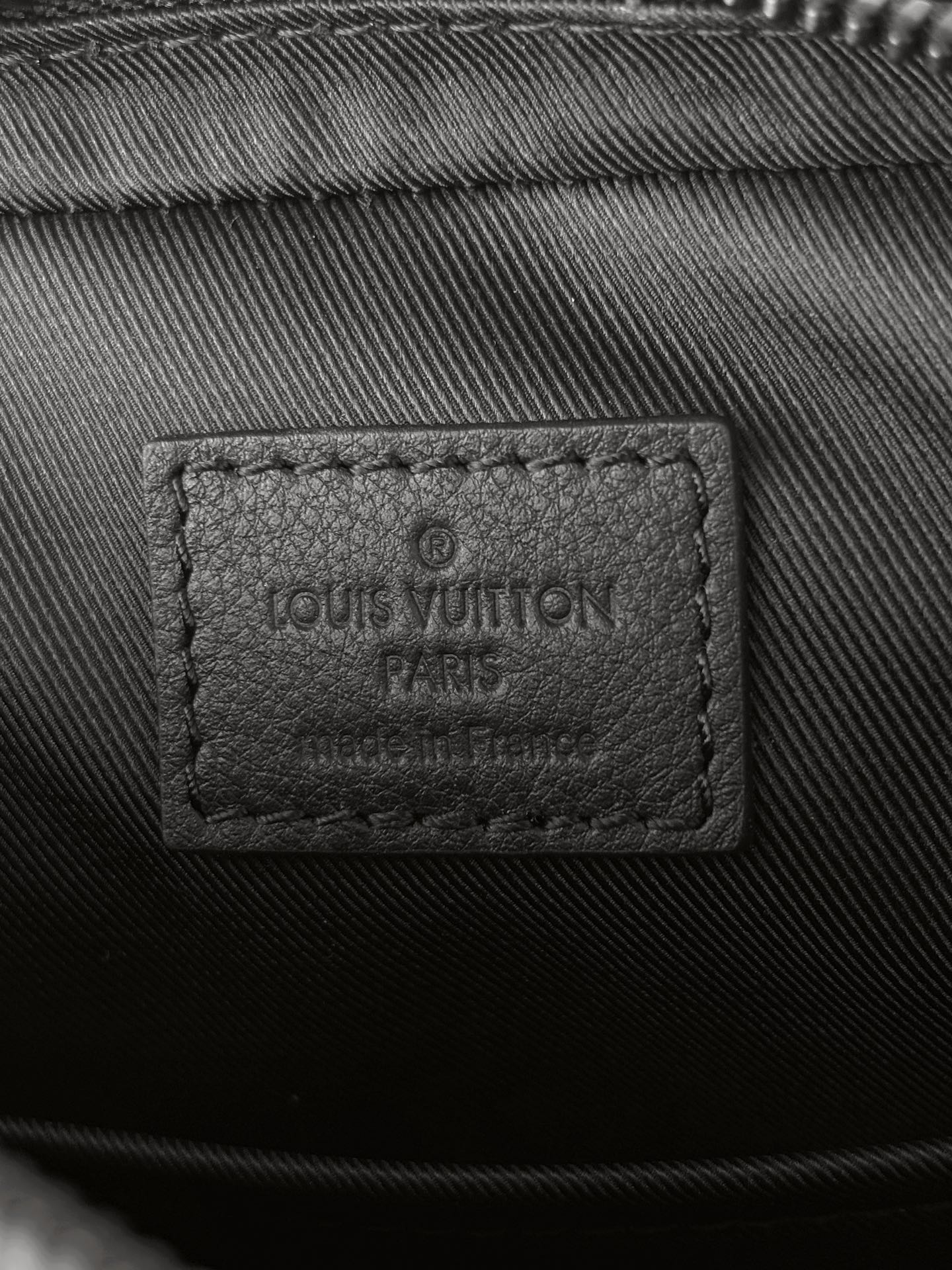 [TOP] Louis Vuitton LV Trio Messenger Bag 25x18.5x7cm - Black