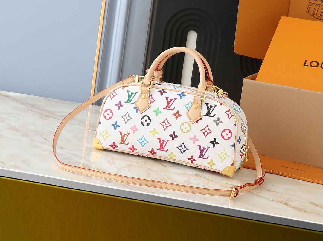 [TOP] Louis Vuitton LV East West Bag 27.0 x 14.0 x 10.0 cm  - White
