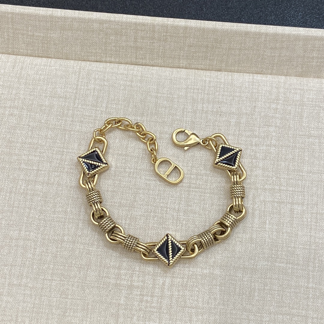 [TOP] Christian Dior CD  Bracelet - Gold