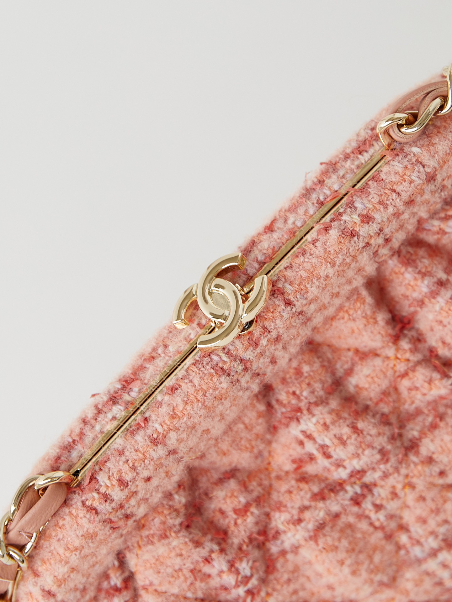 [TOP] CHANEL Cloud Bag16x24x8cm - Pink