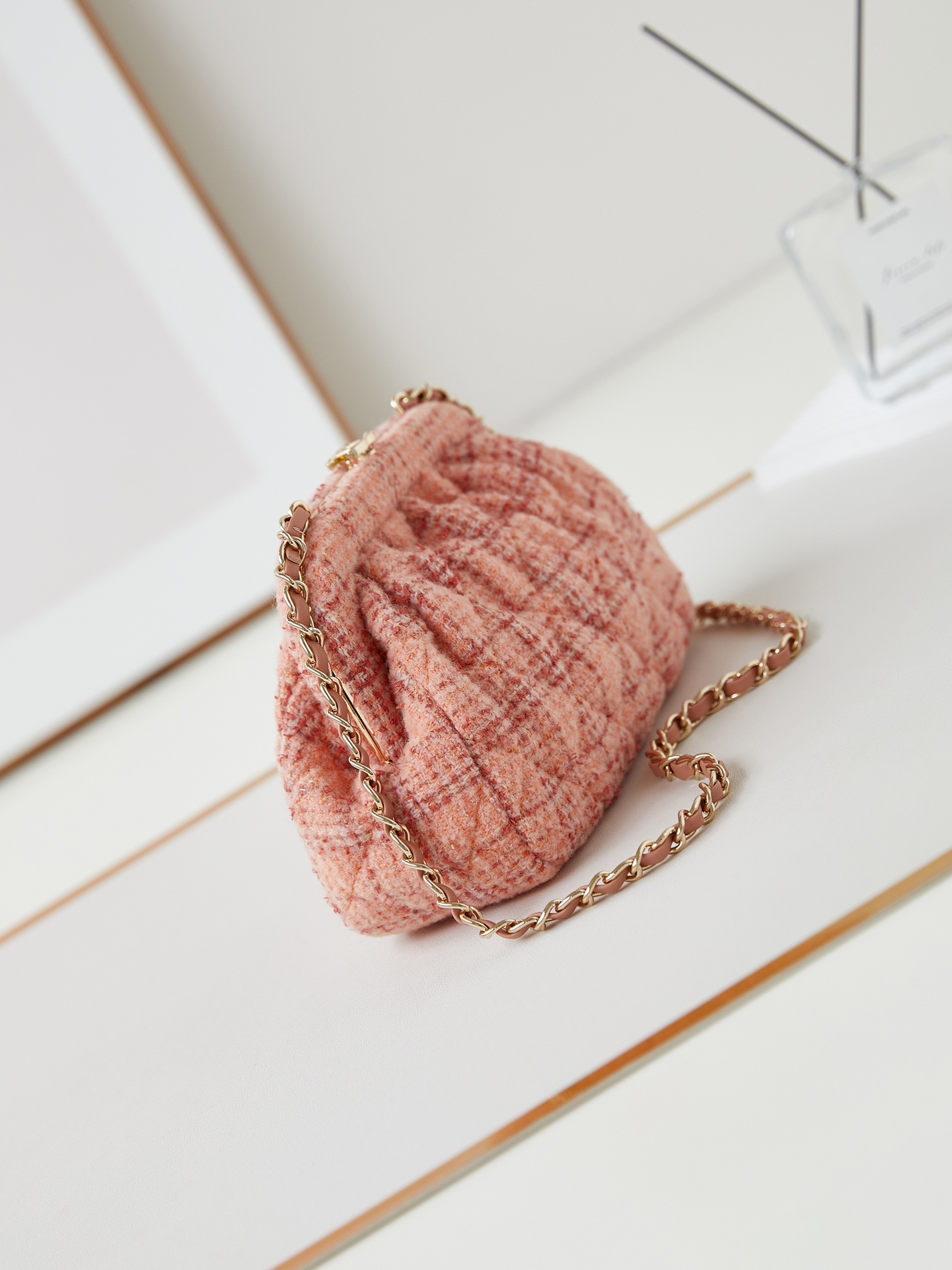 [TOP] CHANEL Cloud Bag16x24x8cm - Pink