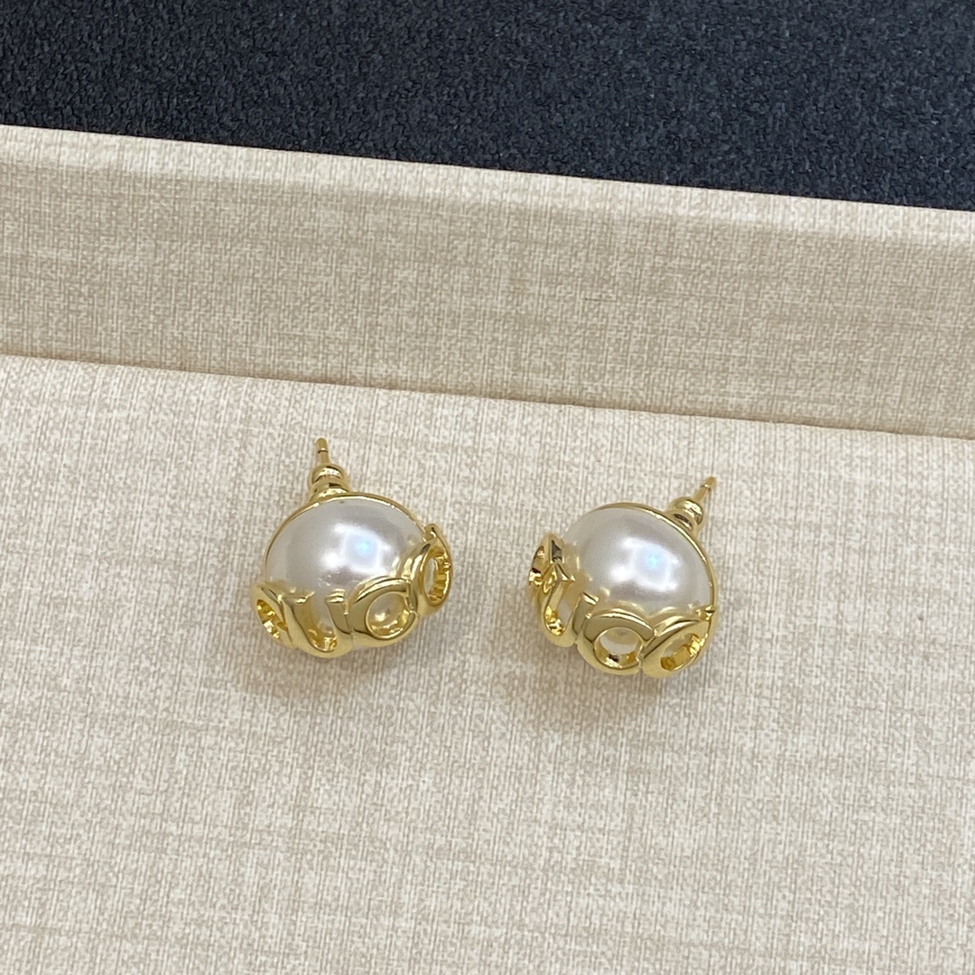 [TOP] GUCCI  Earrings - Gold