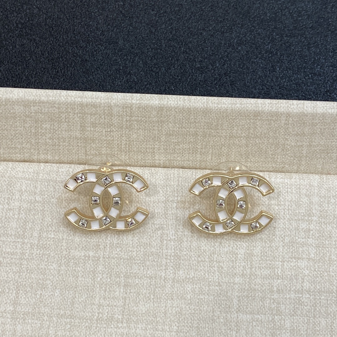 [TOP] CHANEL CC  Earrings- Gold