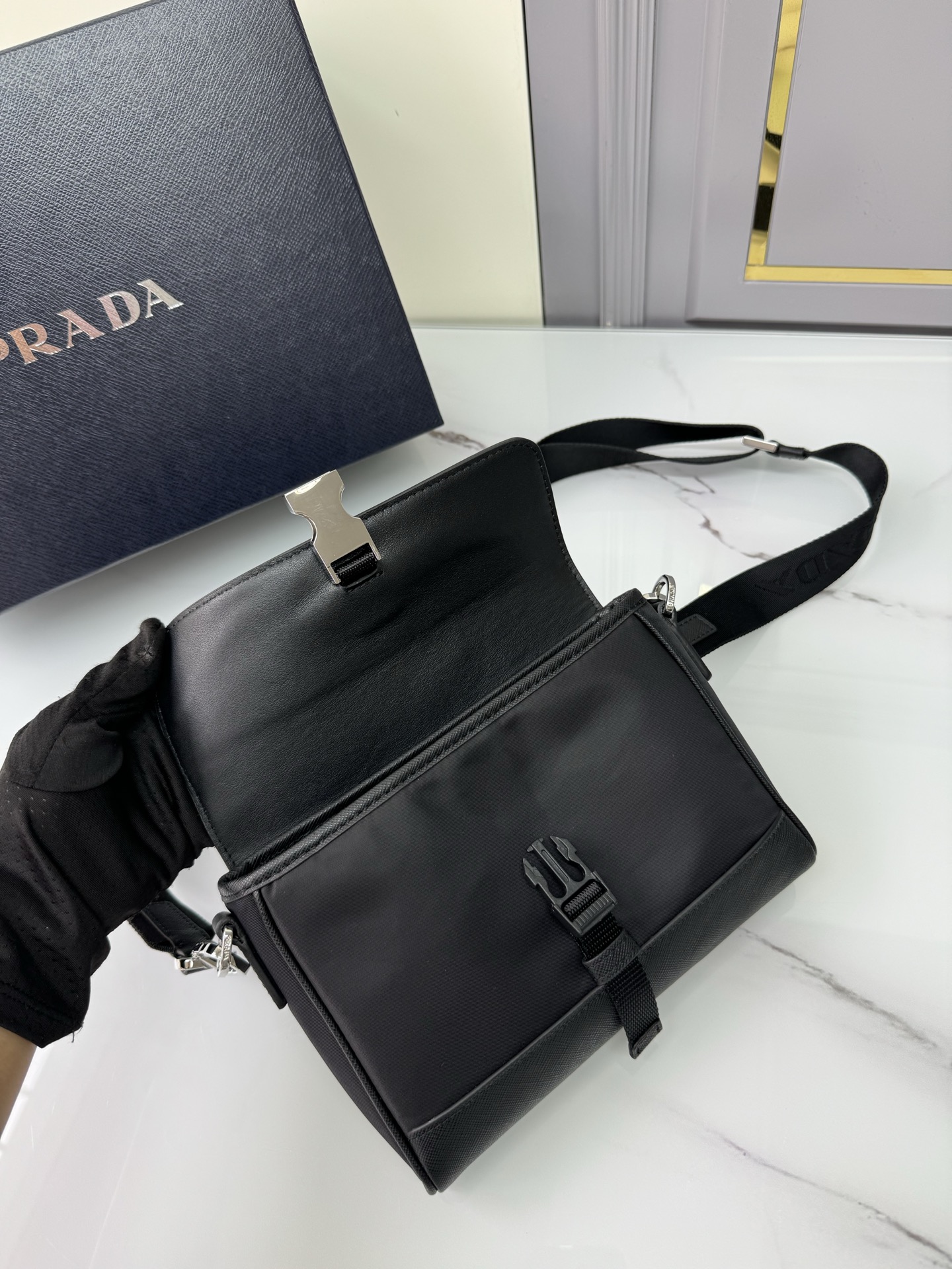 [TOP] PRADA Messenger Bag Re-Nylon 20*15.5*4cm - Black