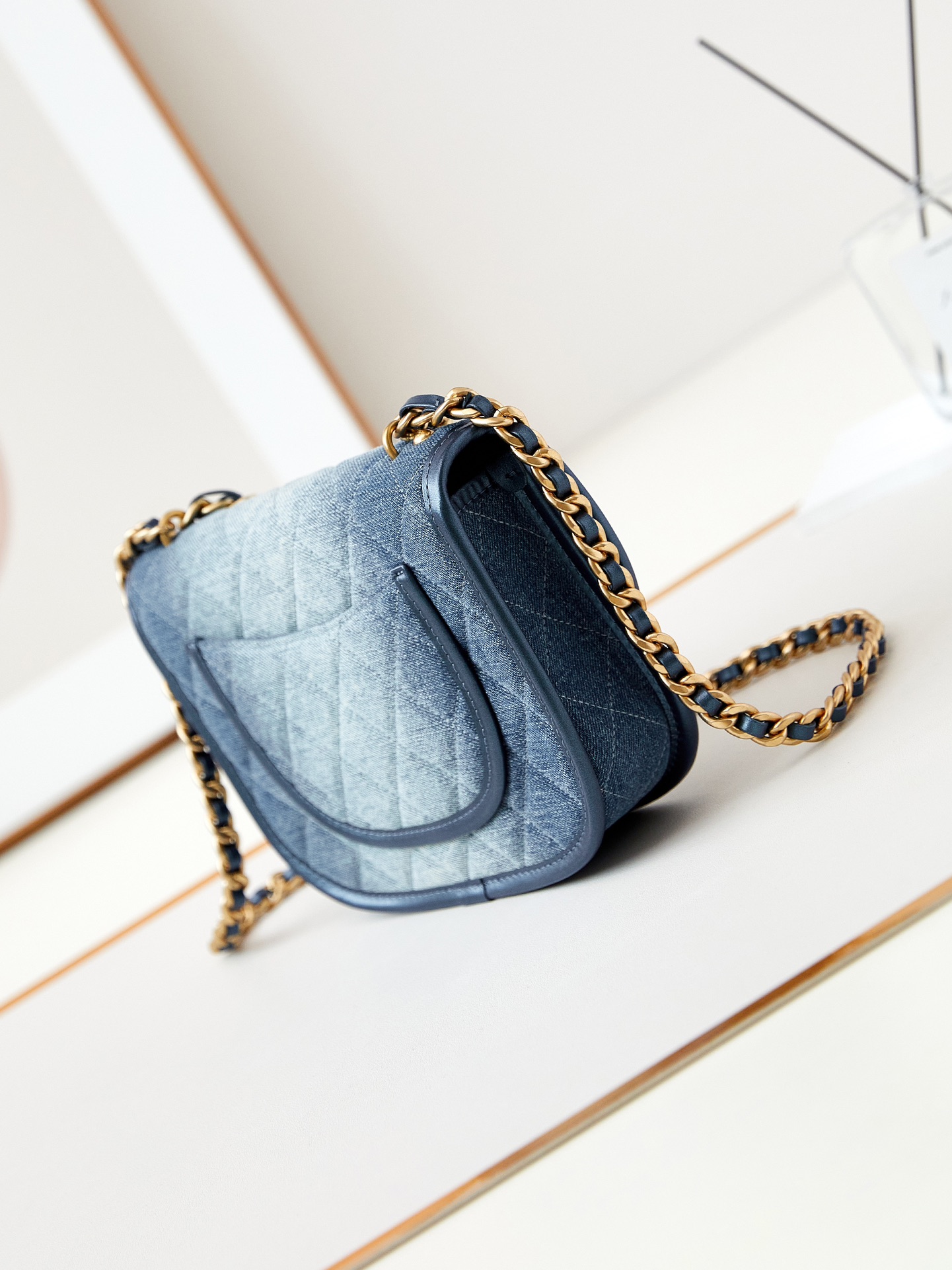 [TOP] CHANEL 24s Saddle Bag 16.5*23.5*5.5 - Denim