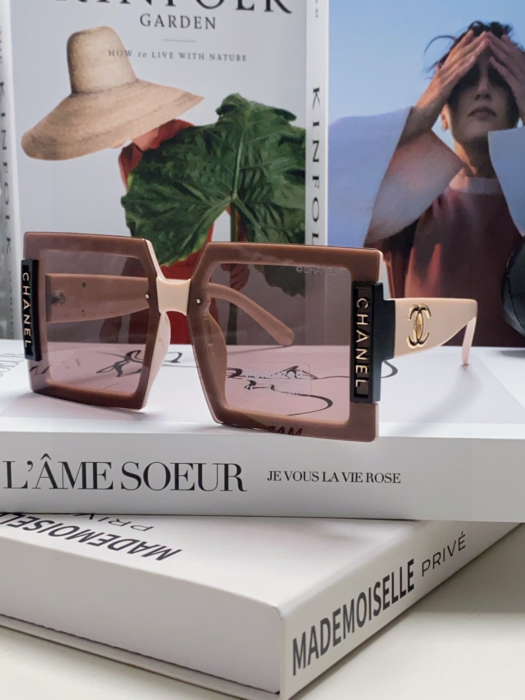 [TOP] CHANEL Sunglasses - 3 Colors