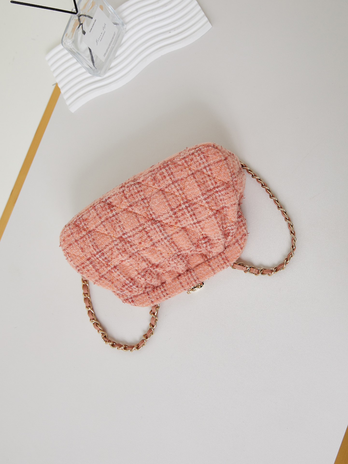 [TOP] CHANEL Cloud Bag16x24x8cm - Pink