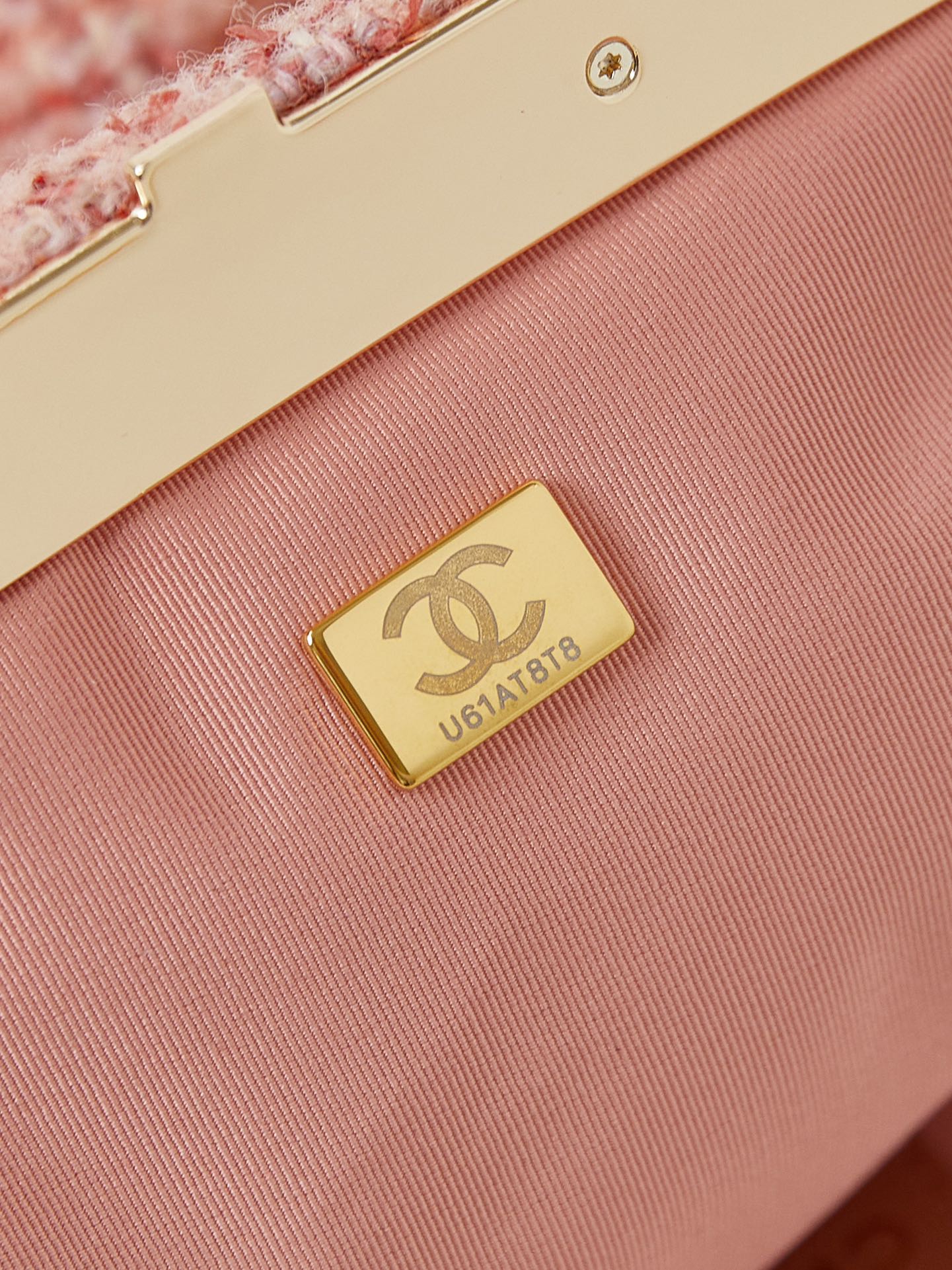 [TOP] CHANEL Cloud Bag16x24x8cm - Pink